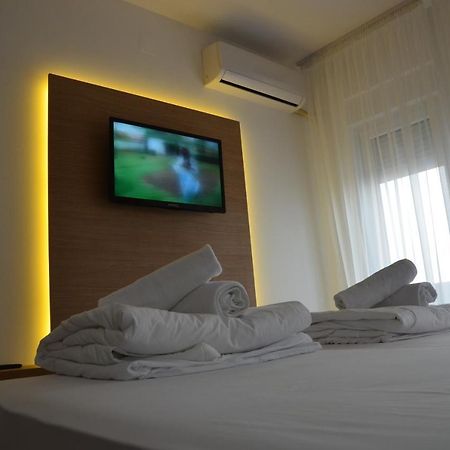 Lux Apartmani Kladovo Exterior photo
